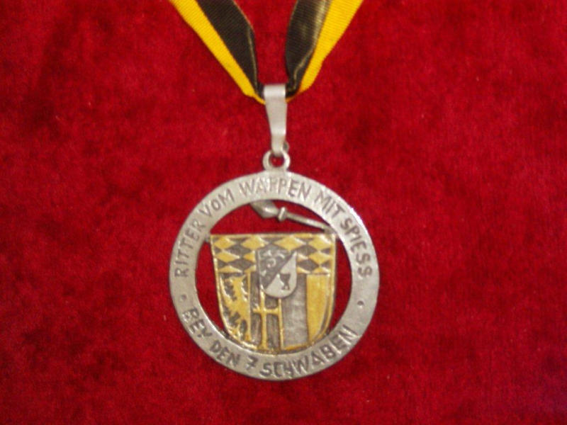 Orden vom Wappen mit Spieen (Foto von Rt. Tutnix 2010)